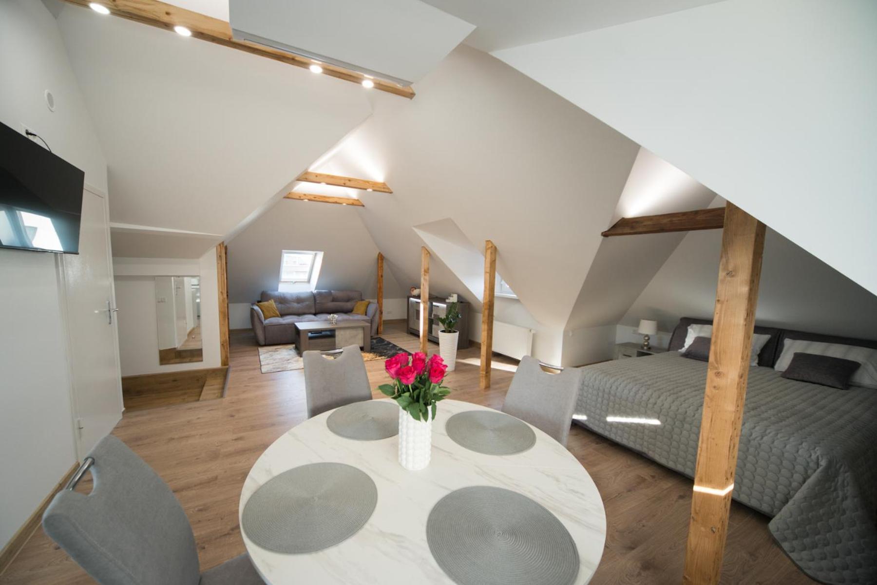 Petro Delux Apartments Kaunas Kültér fotó